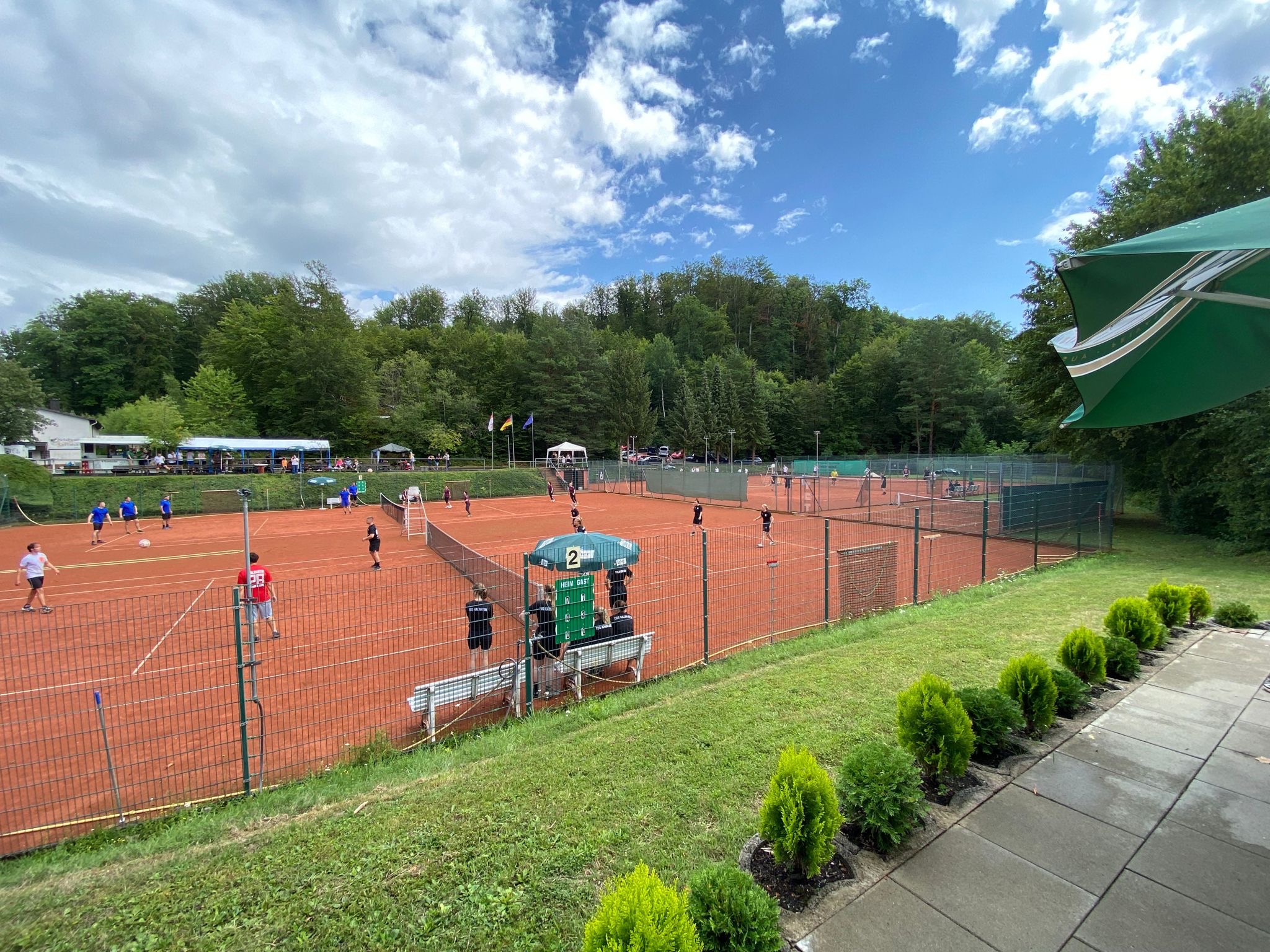 Mehr über den Artikel erfahren Rückblick auf unser Fußballtennisturnier 2023